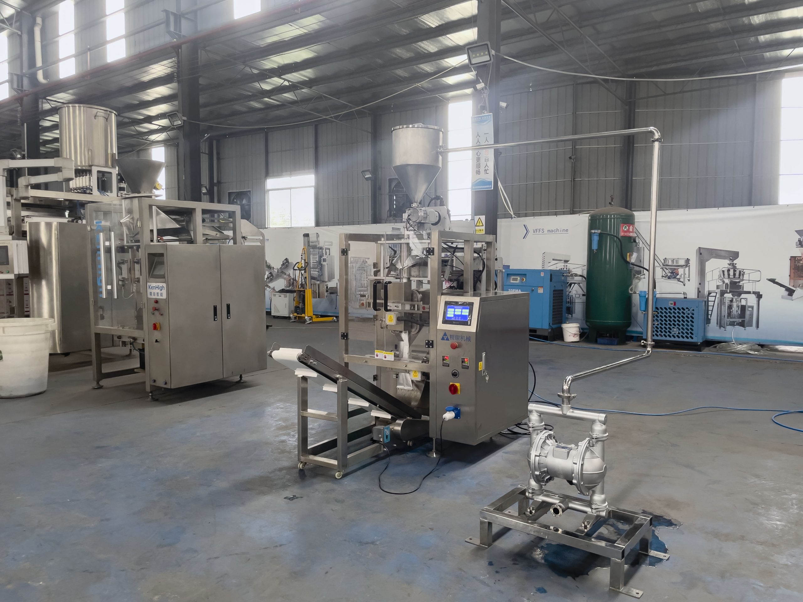 VFFS liquid packing machine