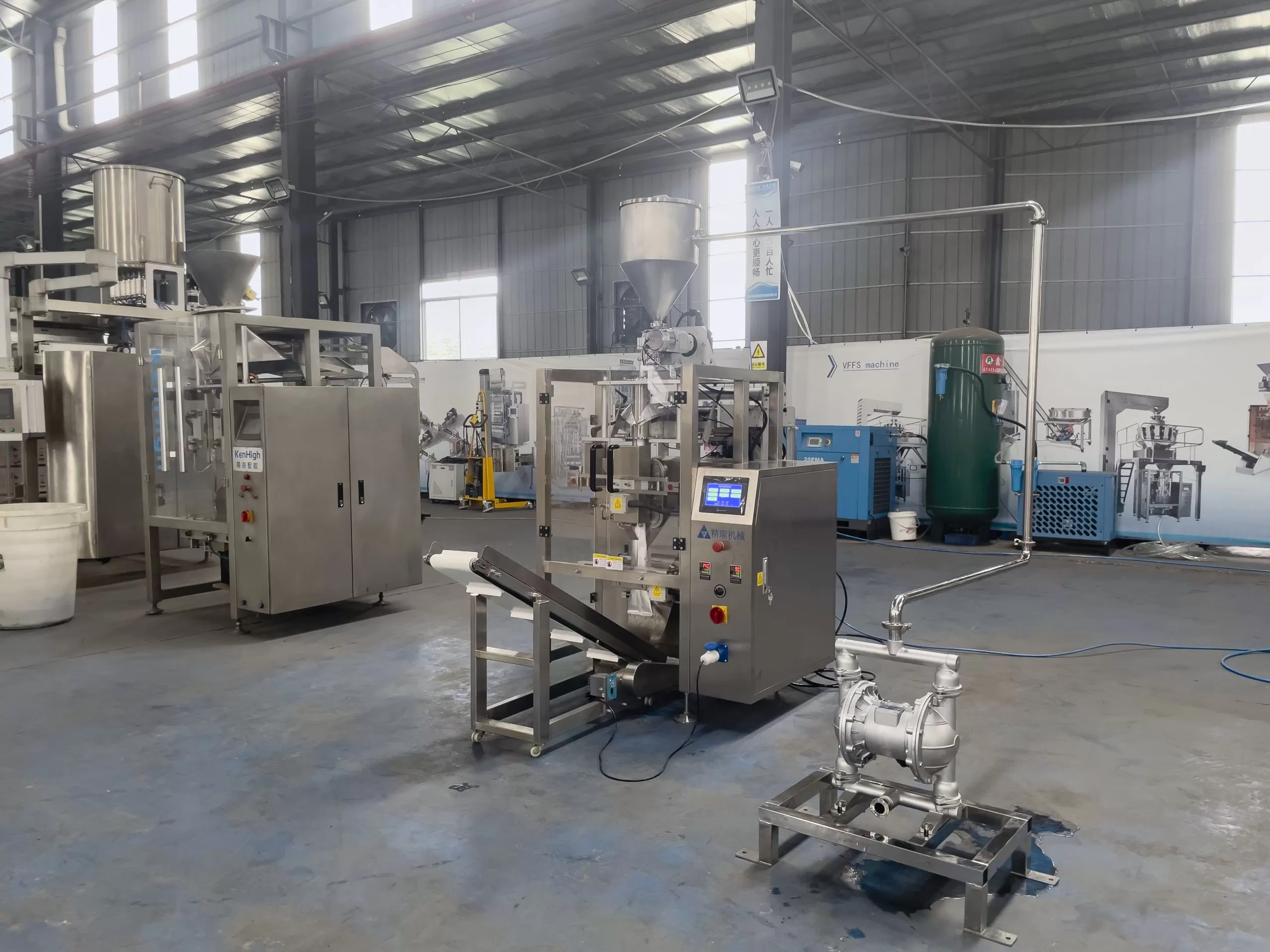 VFFS liquid packing machine